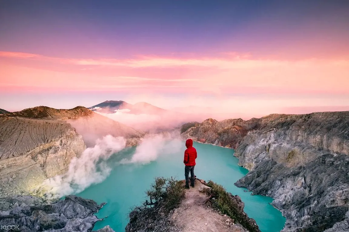 Ijen Crater Tours 2 Days 1 Night Professional Private Bali Driver Tour Guide Car Rental