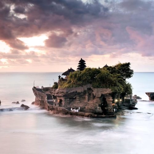 Heritage and Horizon: Uluwatu and Tanah Lot Tour
