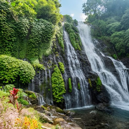 Highland Bali Wonders and Beratan Lake Temple Tour