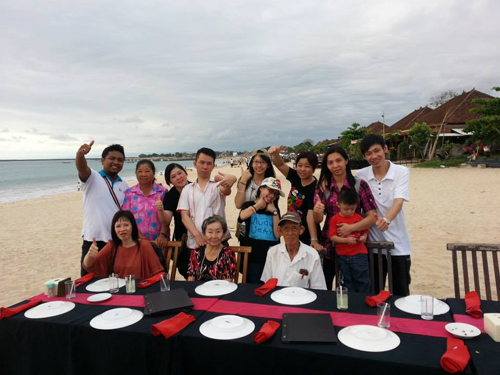 Travelers discovering scenic sights with a Bali tour complete package